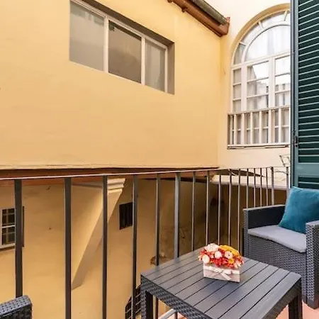 Tornabuoni Deluxe - Design & Lux 아파트 *